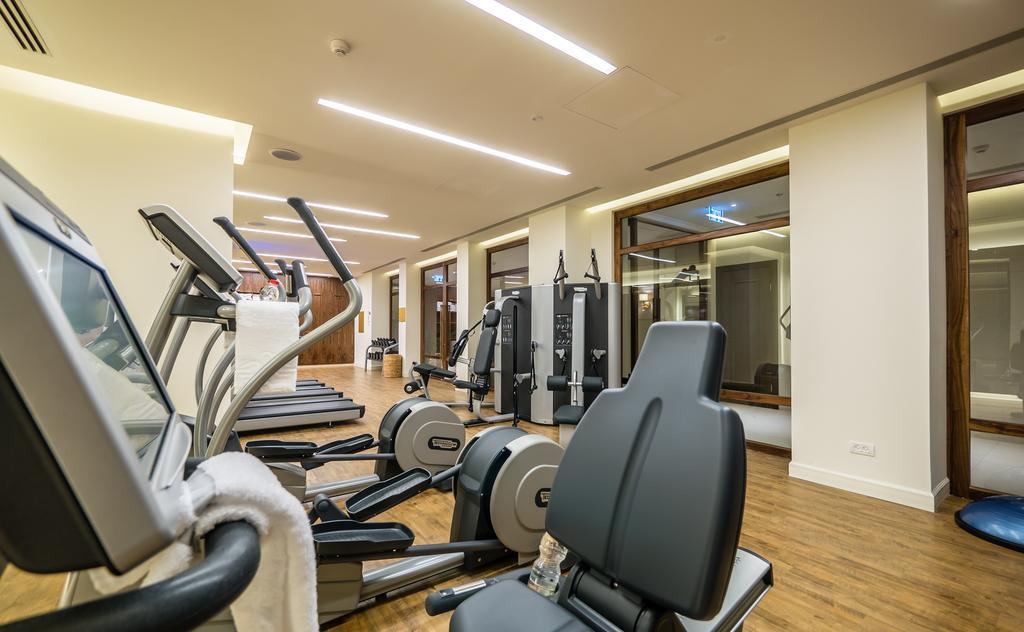 Herbert Samuel Иерусалим Экстерьер фото The gym at the hotel